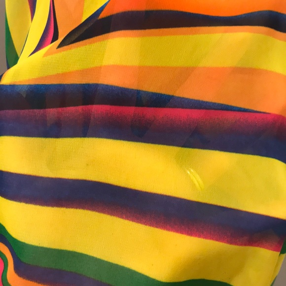 Women’s Private Gallery Top | L - Picture 2 of 2